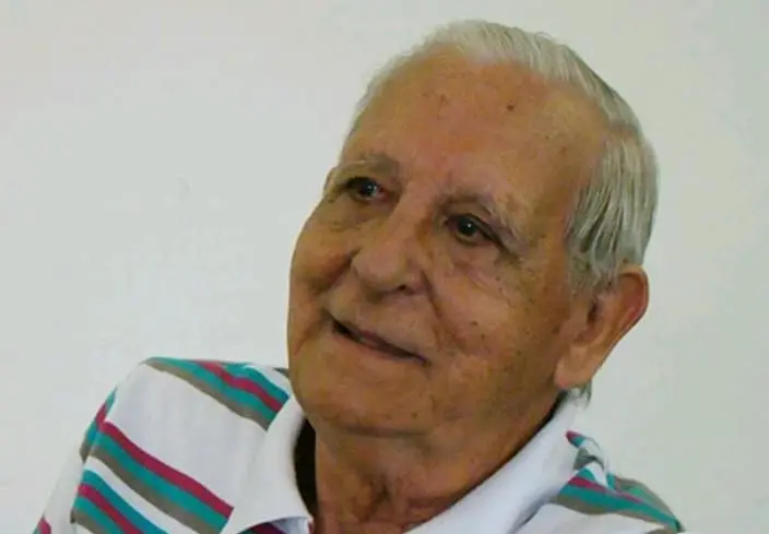 Câmara de Cabaceiras lamenta morte do idealizador do letreiro Roliúde Nordestina.