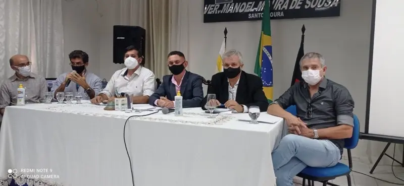 Câmara de Cabaceiras realiza audiência pública para debater implantação de energia solar no município.