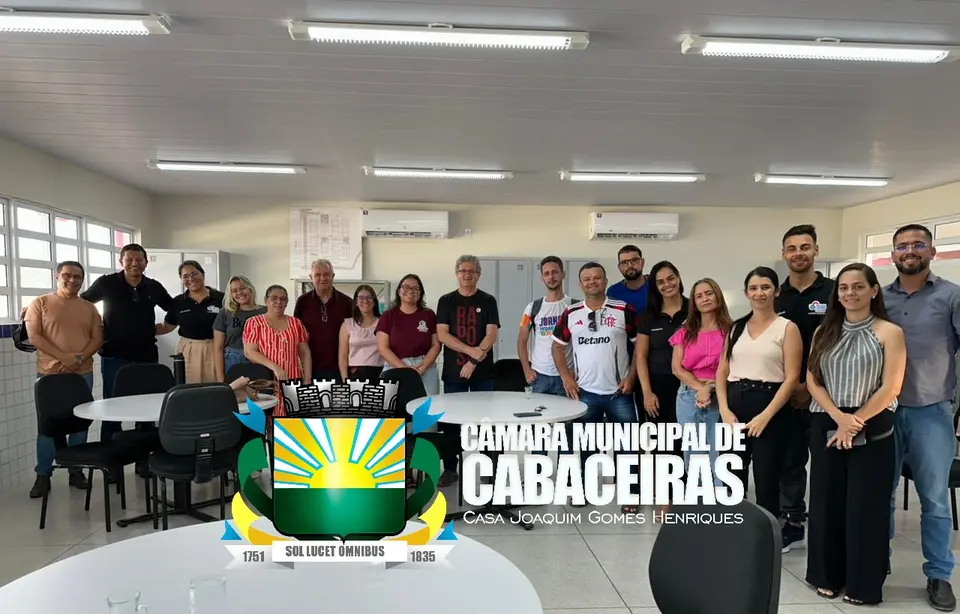 Comissão de vereadores se reúne com direção e professores da Escola Alcides Bezerra para avaliar início do ano letivo