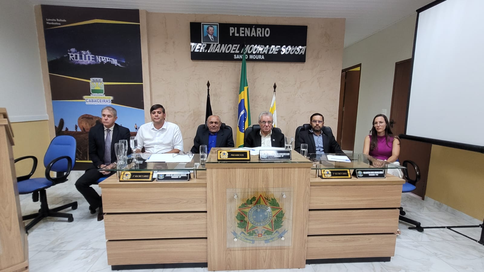 Prefeito Tiago Castro participa de sessão na Câmara de Cabaceiras e assegura que muitas ações serão realizadas neste ano